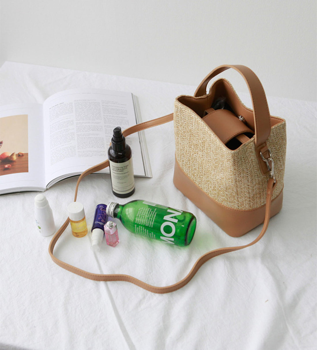 New Style:  Straw Bucket Bag
