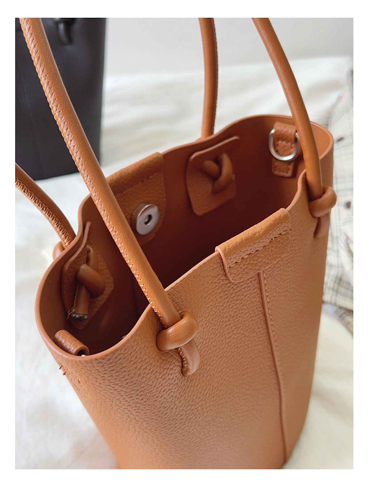 Chic Leather Bucket Bag