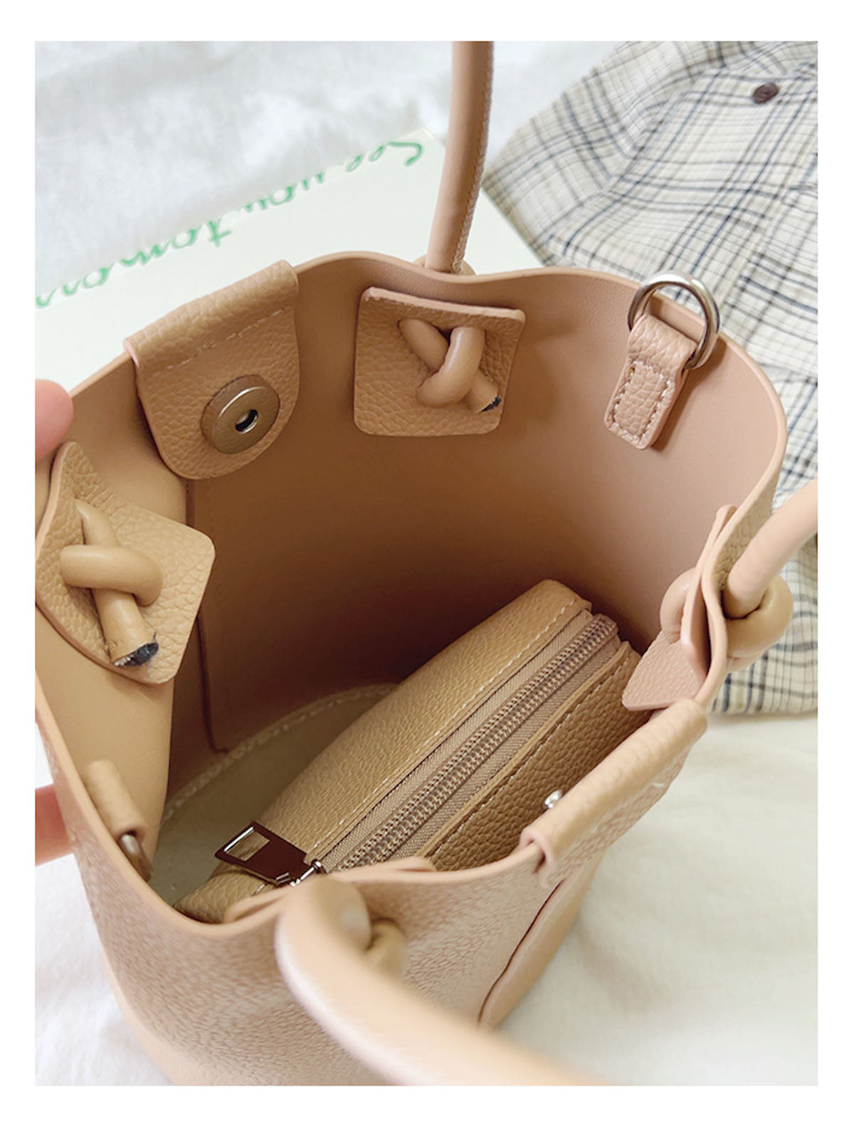 Chic Leather Bucket Bag