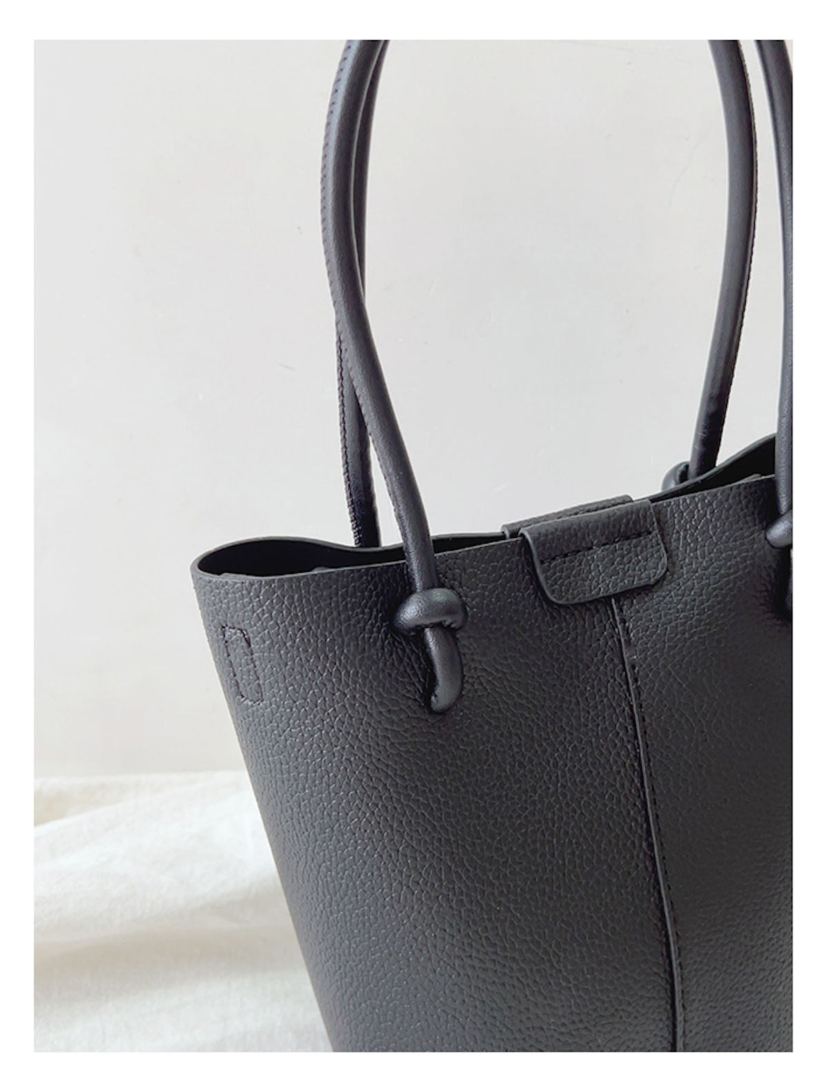 Chic Leather Bucket Bag