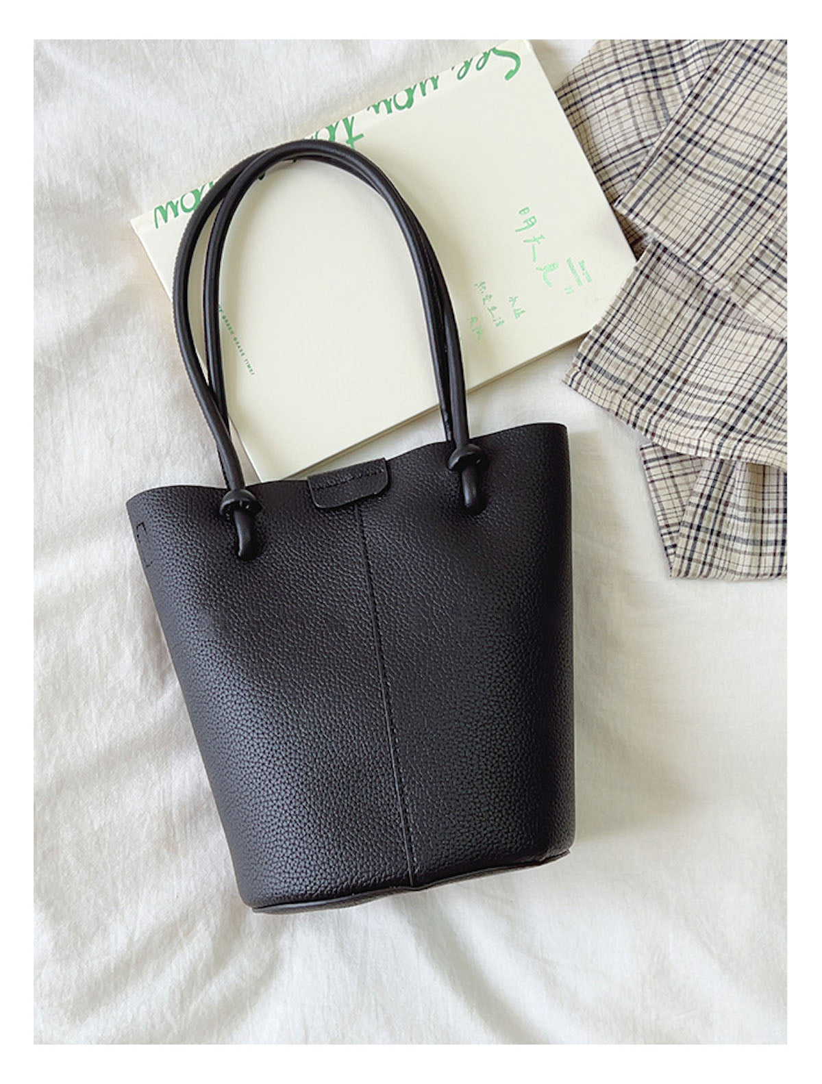 Chic Leather Bucket Bag