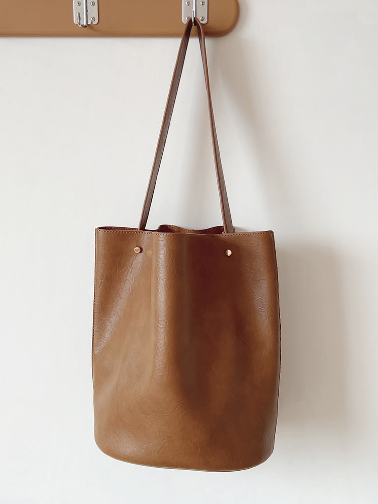 Chic Leather Bucket Bag