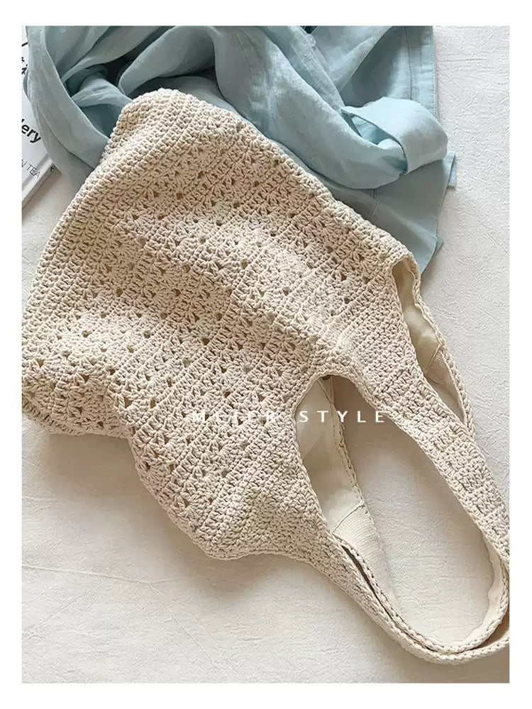 Medium Hobo Tote Bag