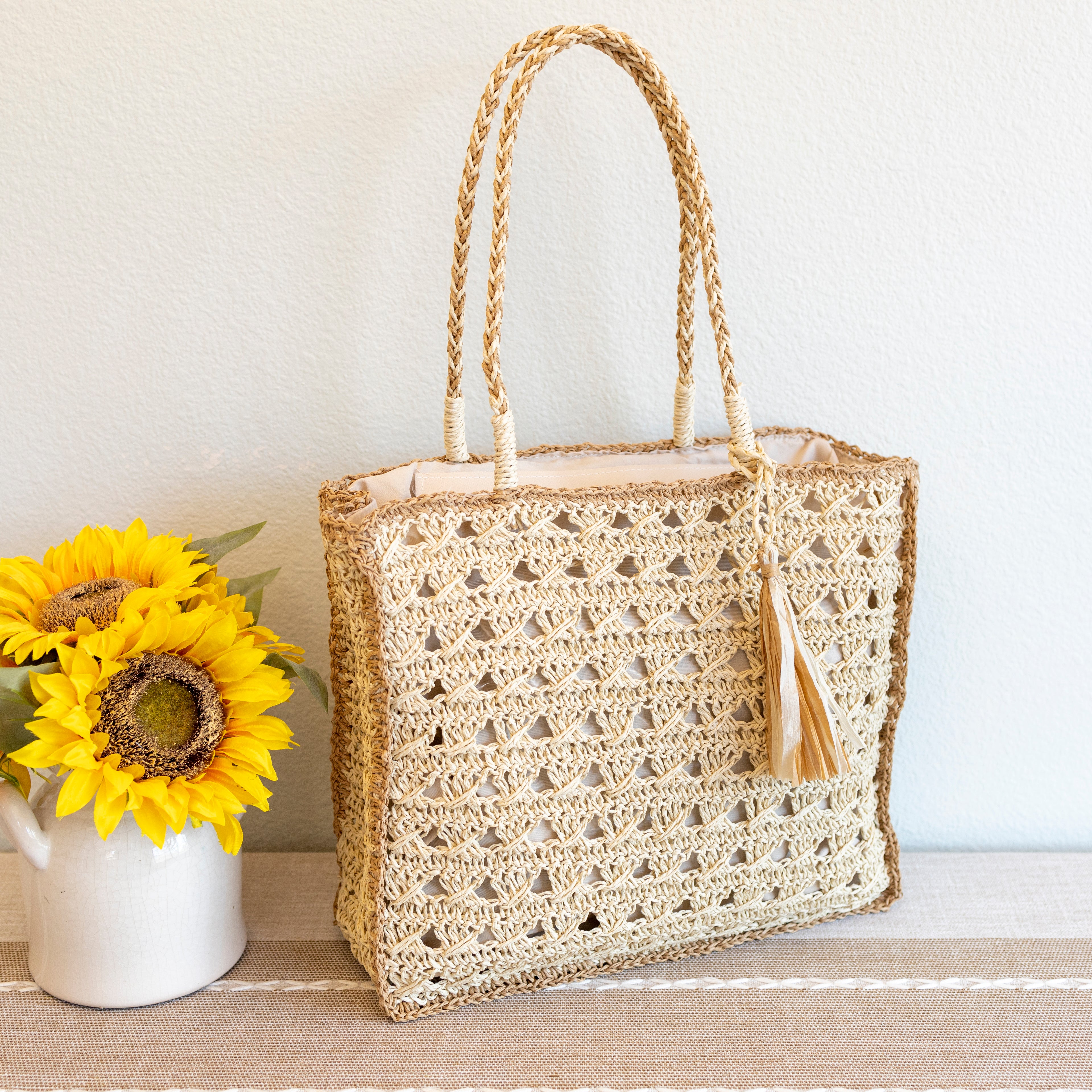 Straw Woven Shoulder Bag with Tassel
