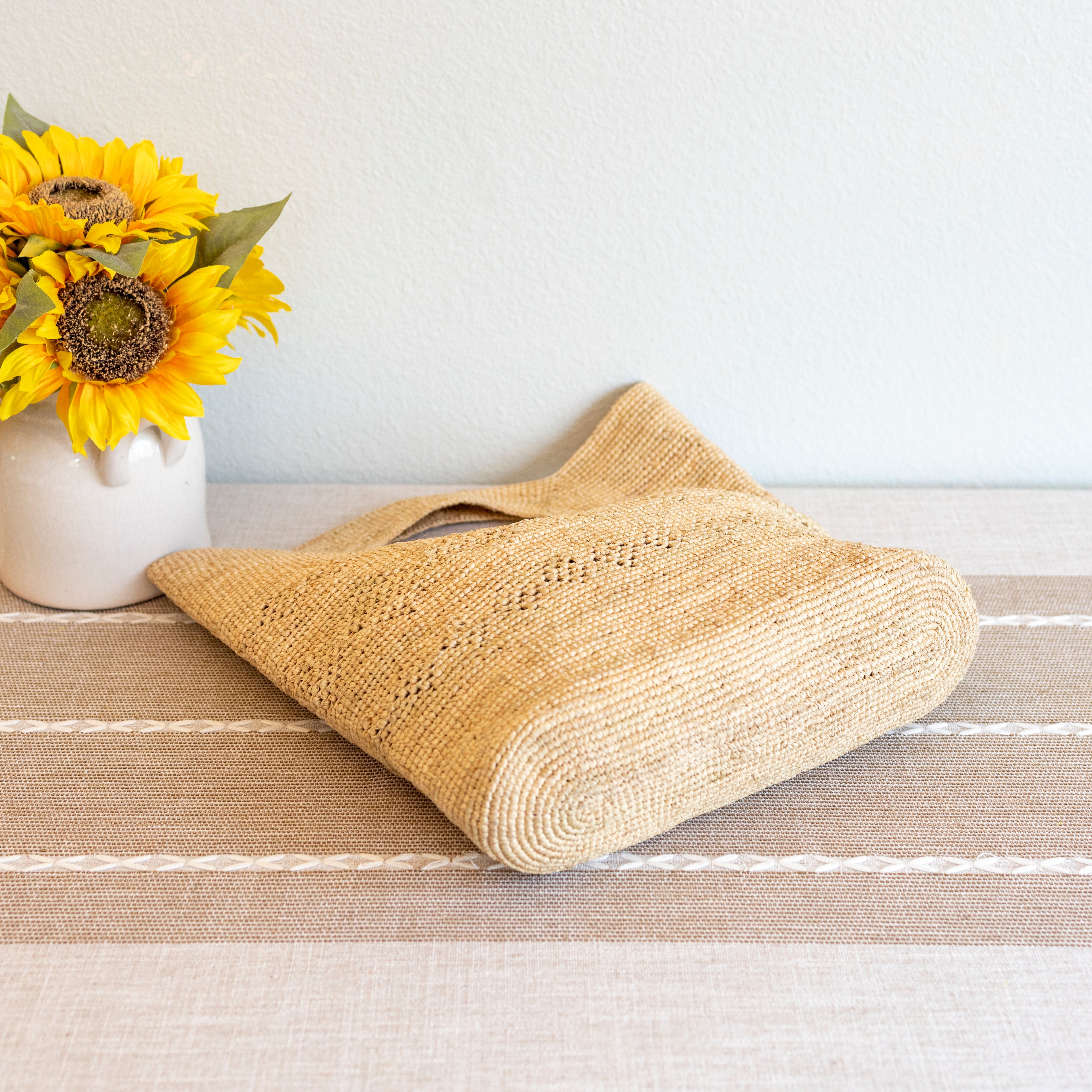 Hand Woven Fashion Raffia Beach Bag