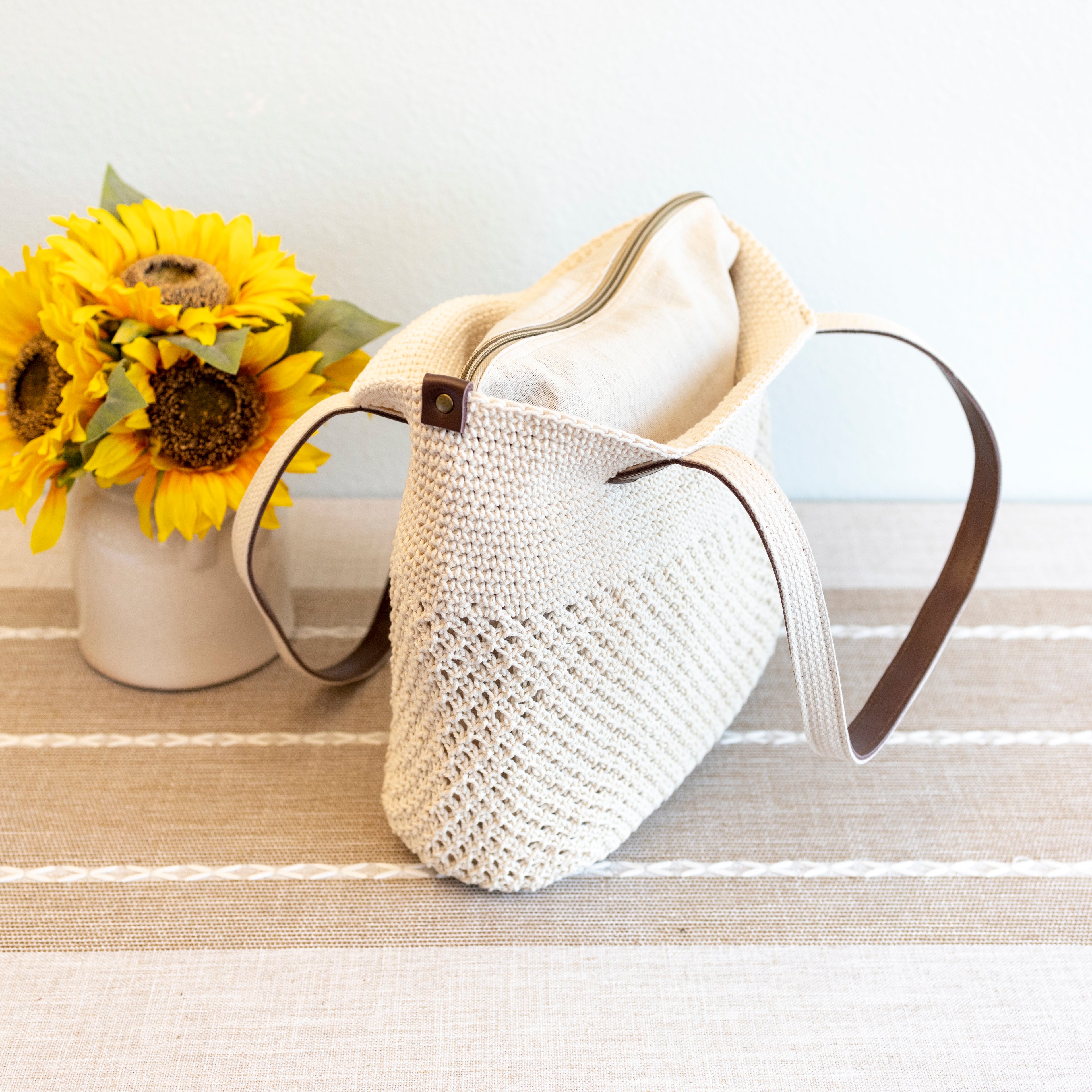 Handmade Retro Woven Shoulder Bag