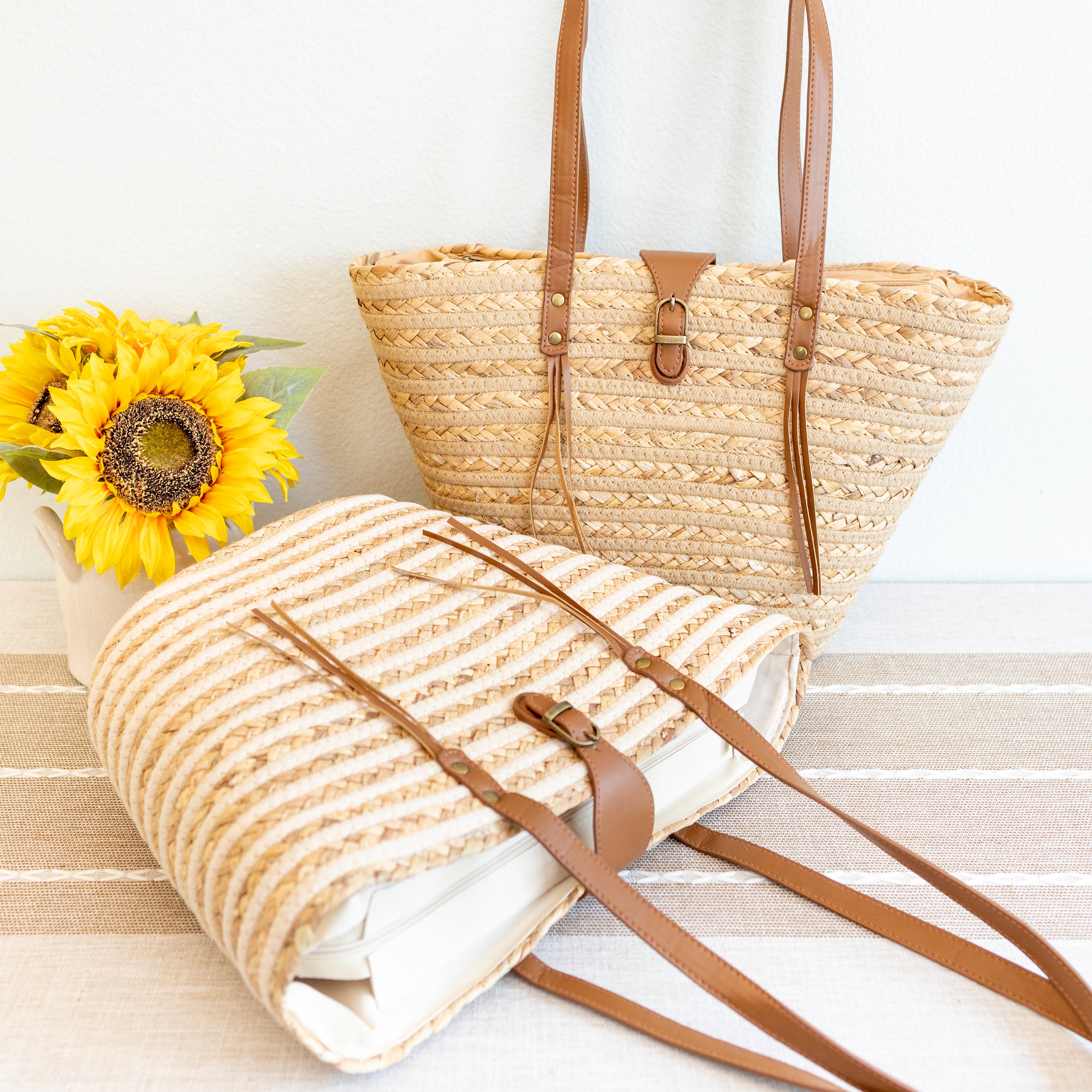 Women's Woven Straw Market Tote Bag