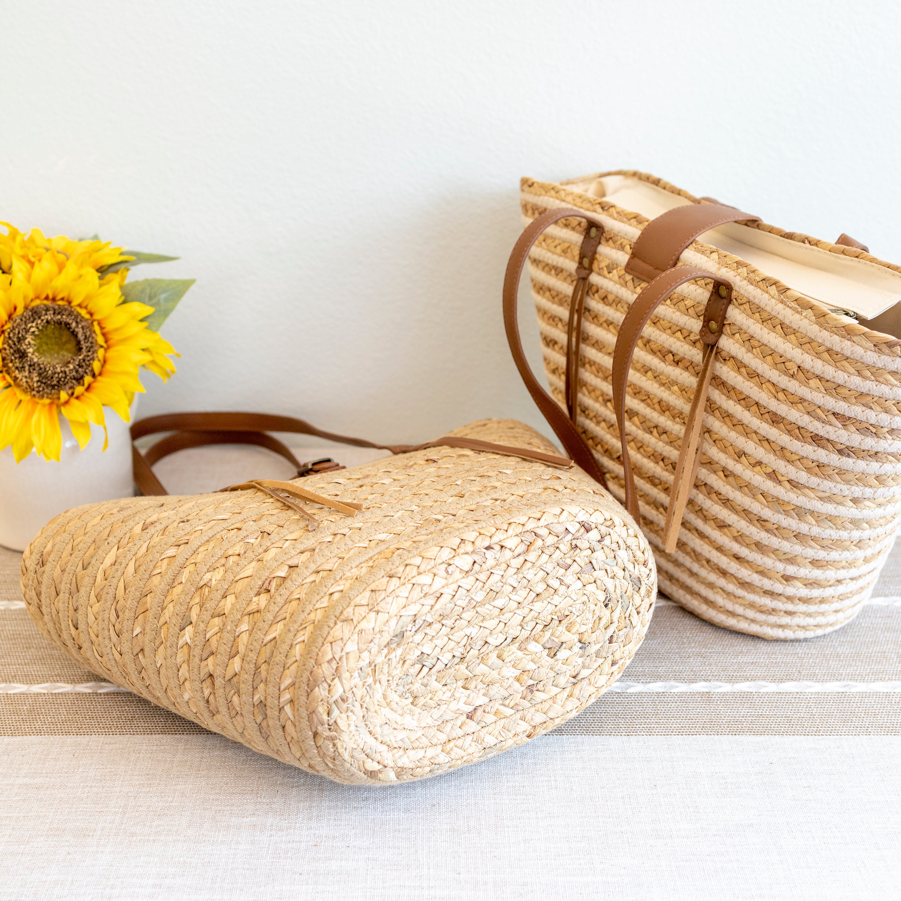 Women's Woven Straw Market Tote Bag