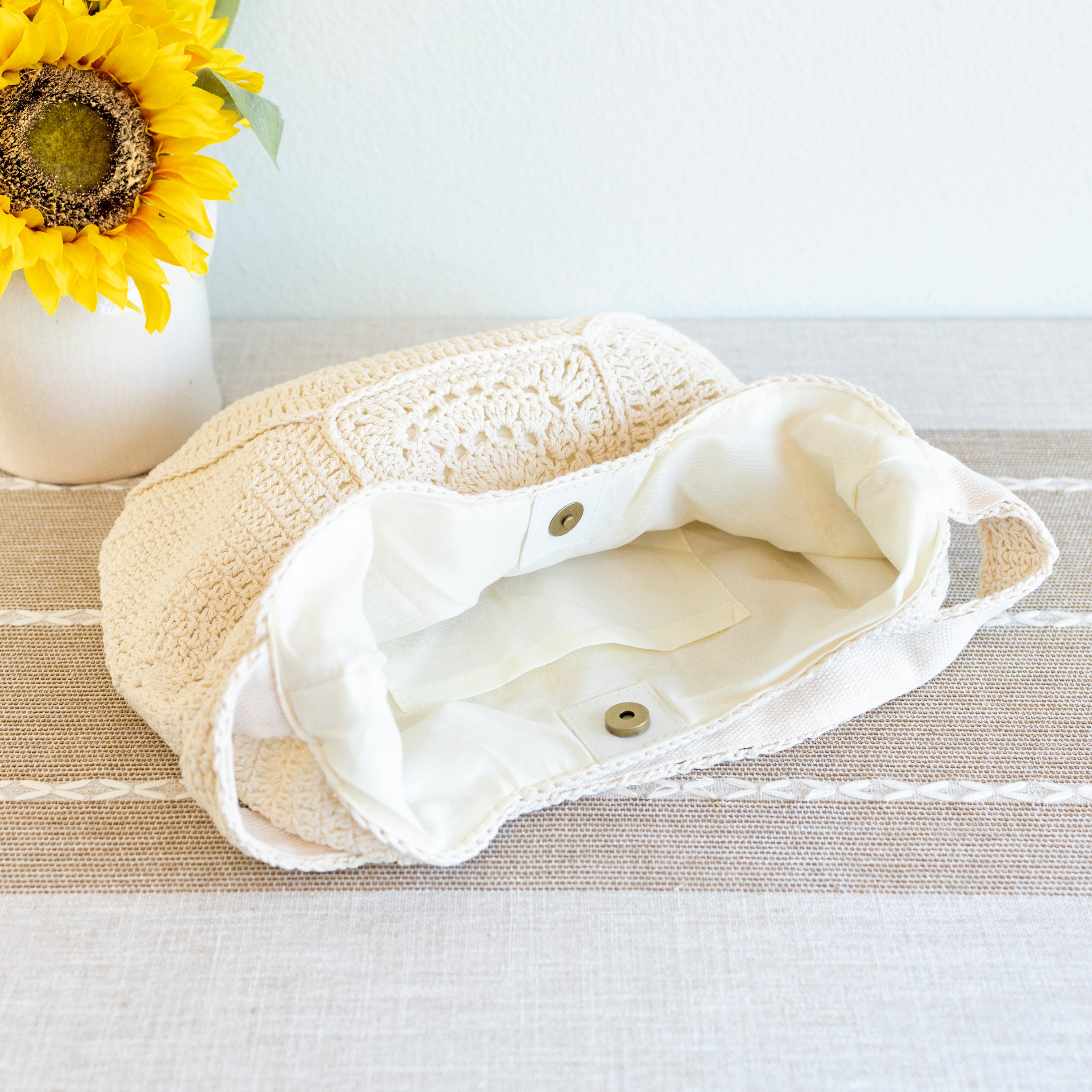 Boho Crochet Shoulder Bag