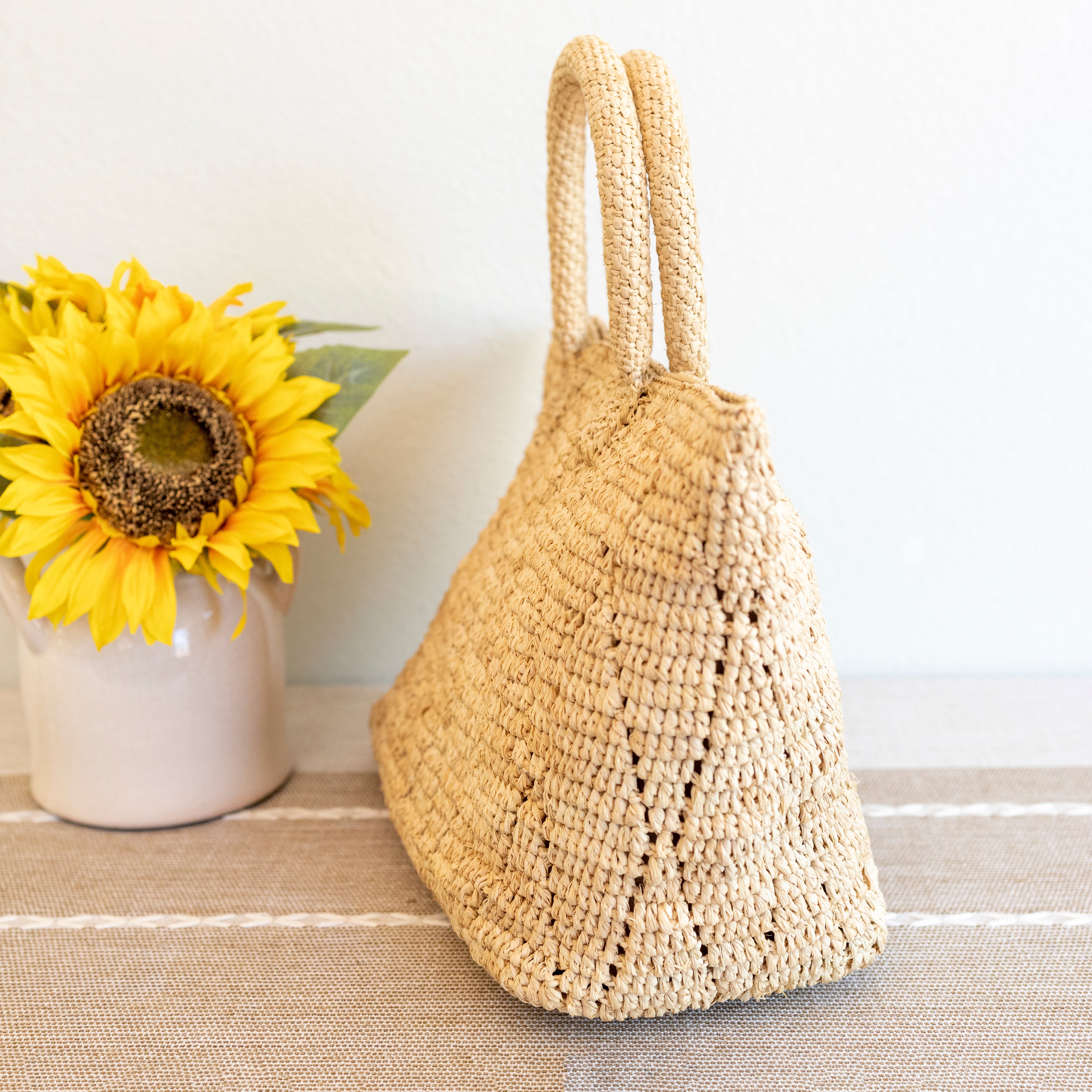 Hand Woven Fashion Raffia Top Handle Beach Bag