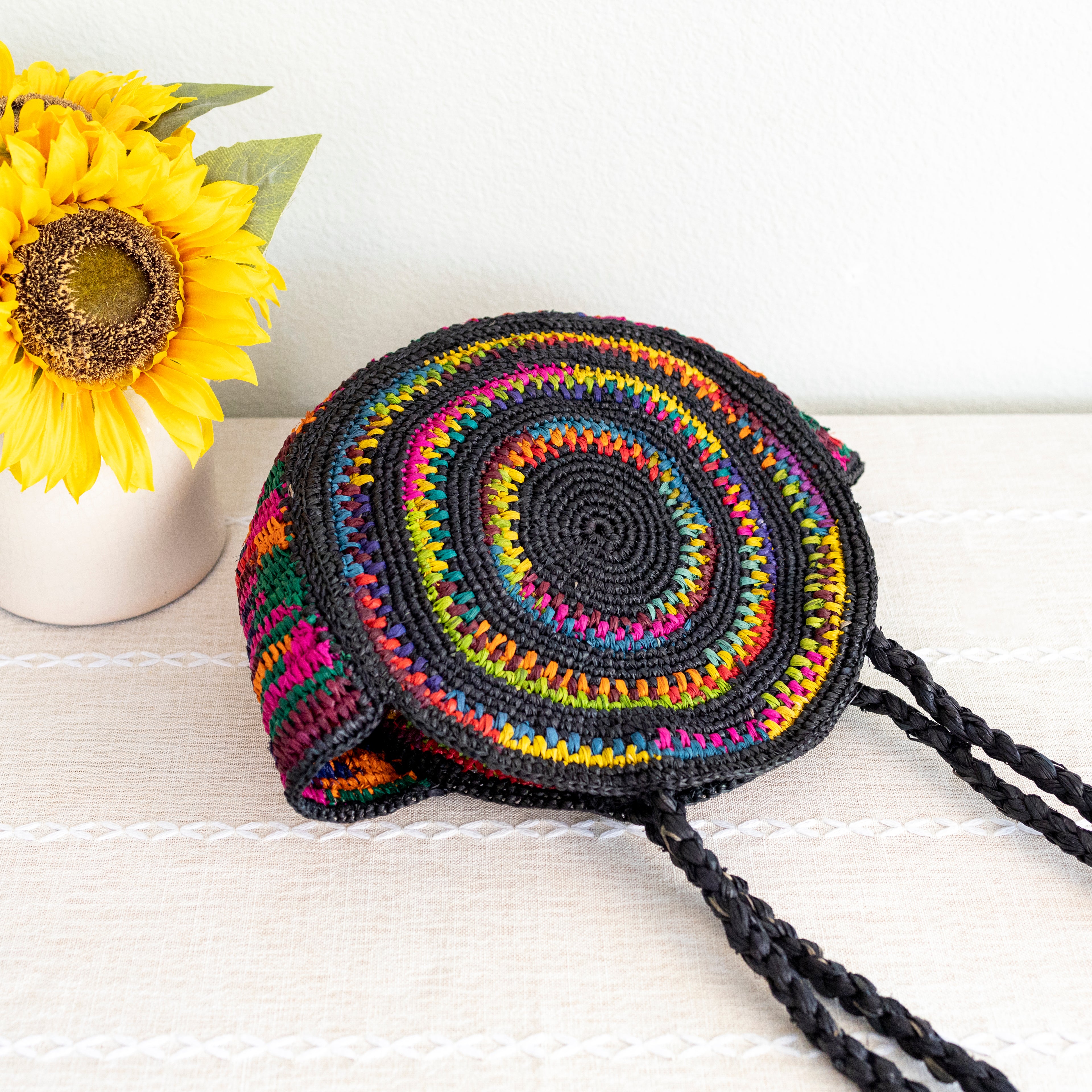 Round Raffia Woven Shoulder Bag