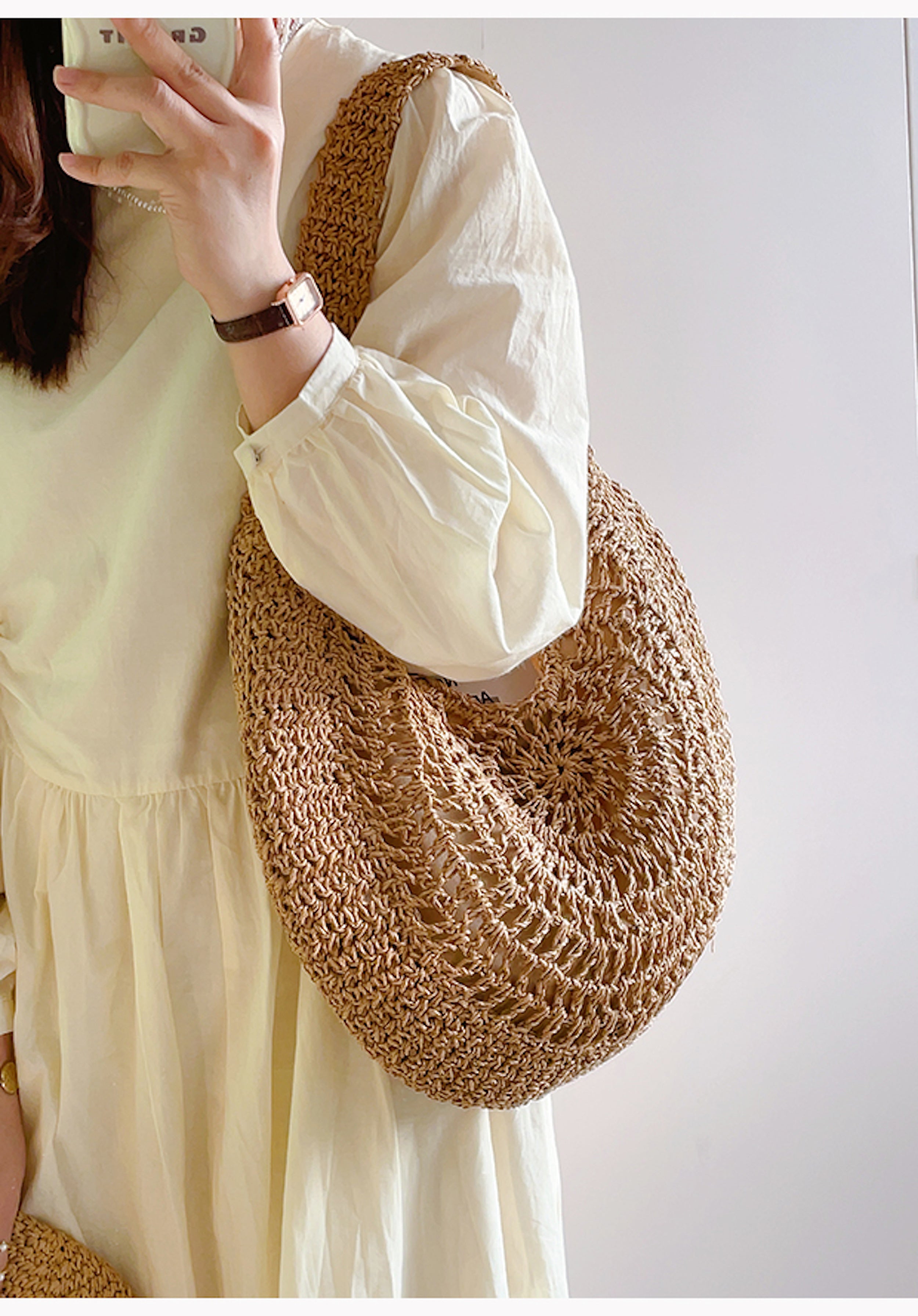 Round Straw Fashion Tote