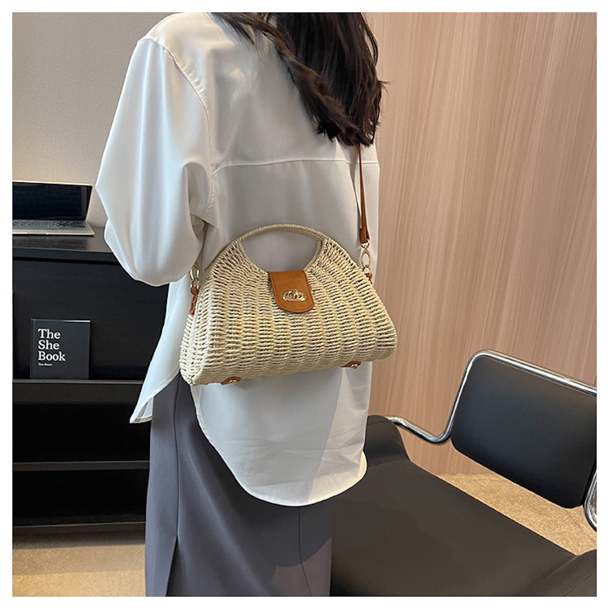 Straw Shell Shape Crossbody Hobo Bag