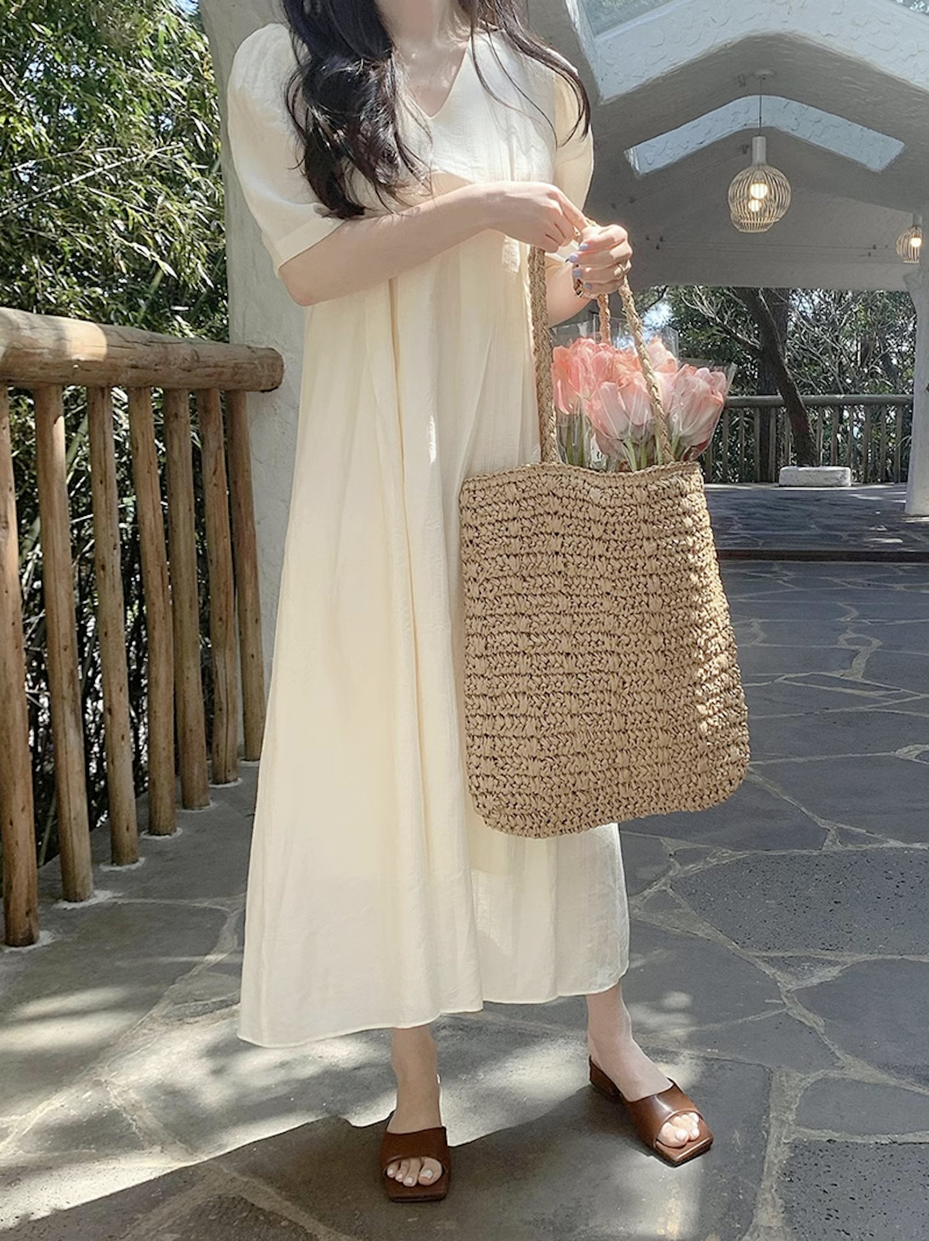 Lightweight Straw Woven Square Tote Bag – Elena Handbags