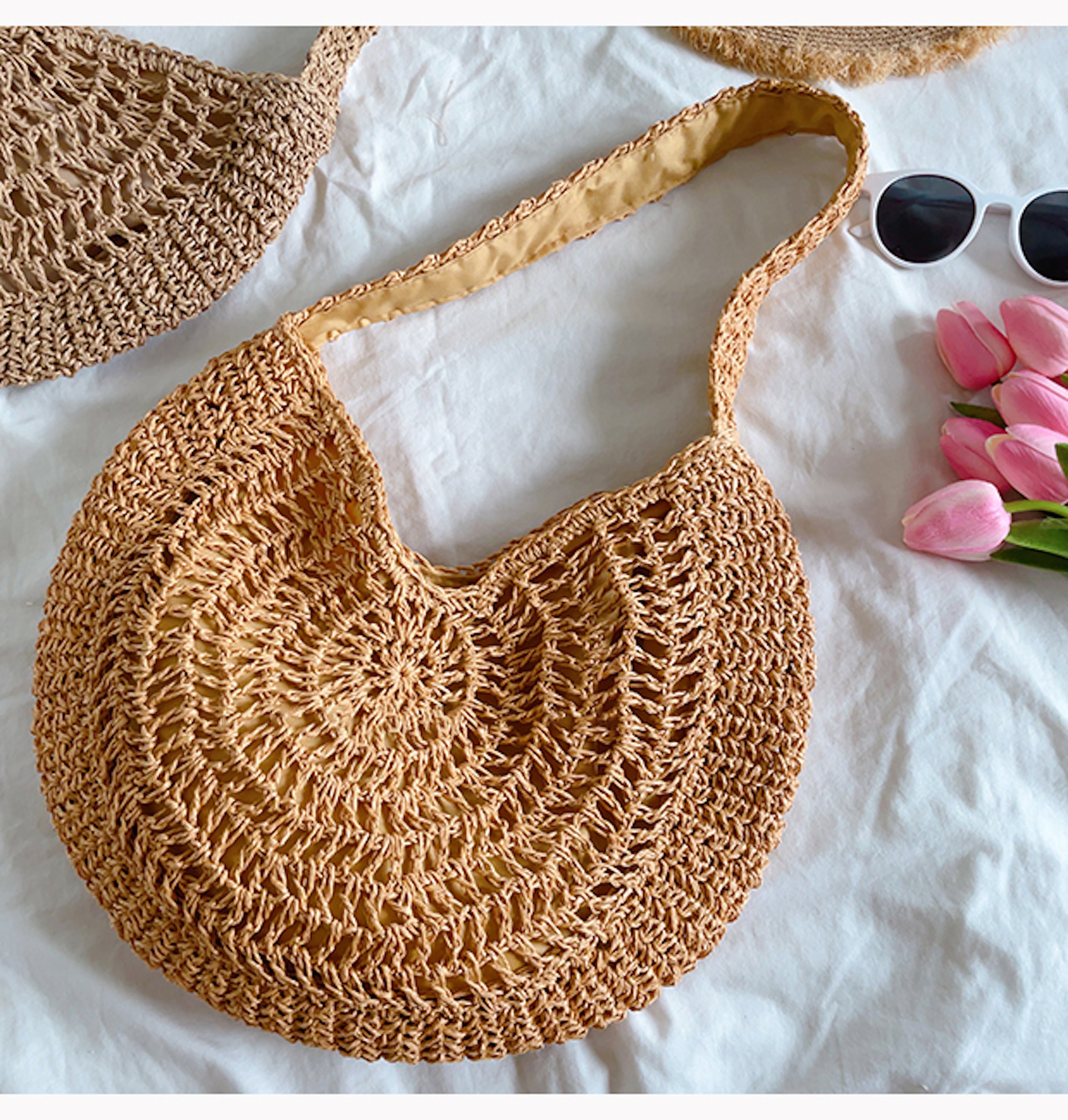Round Straw Fashion Tote