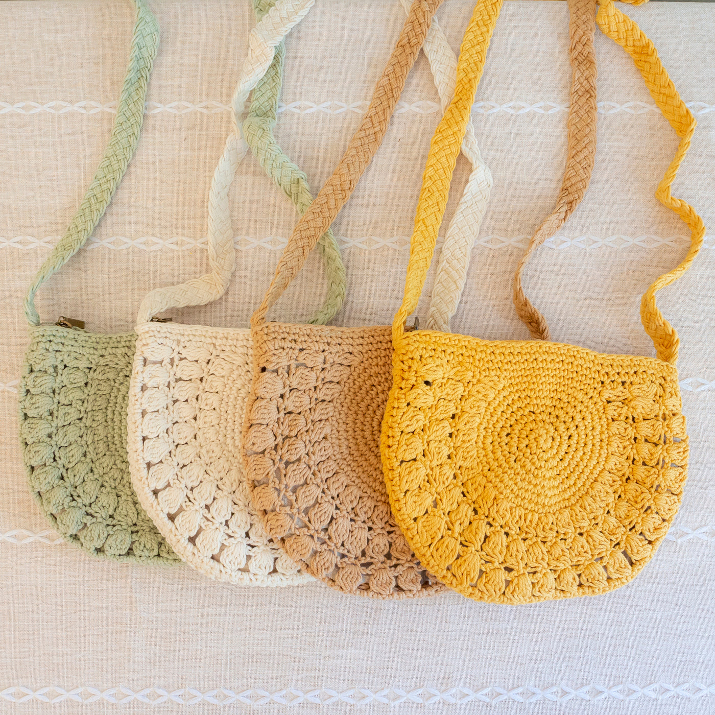 Hand-Crochet Mini Crossbody Bag - Kawaii Knitted Shoulder Bag, Handwoven Cute Small Purse For Women & Girls