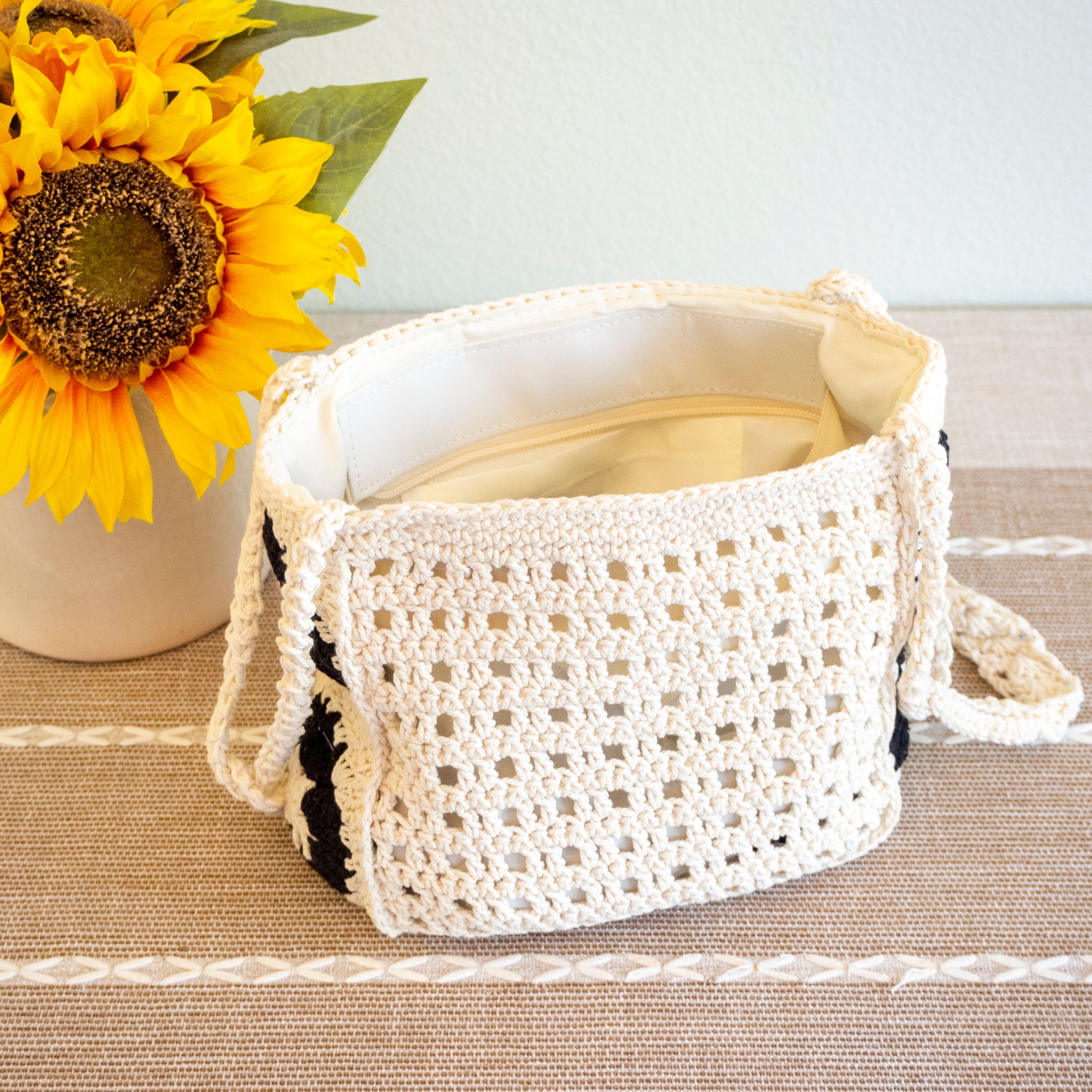 Small Boho Cotton Knitted Shoulder Bag