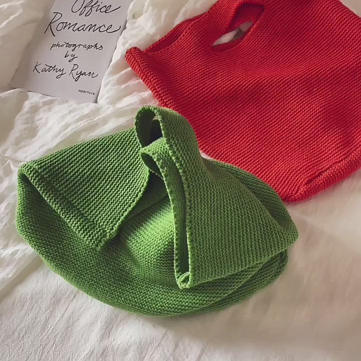 Retro Style Knit Handbag