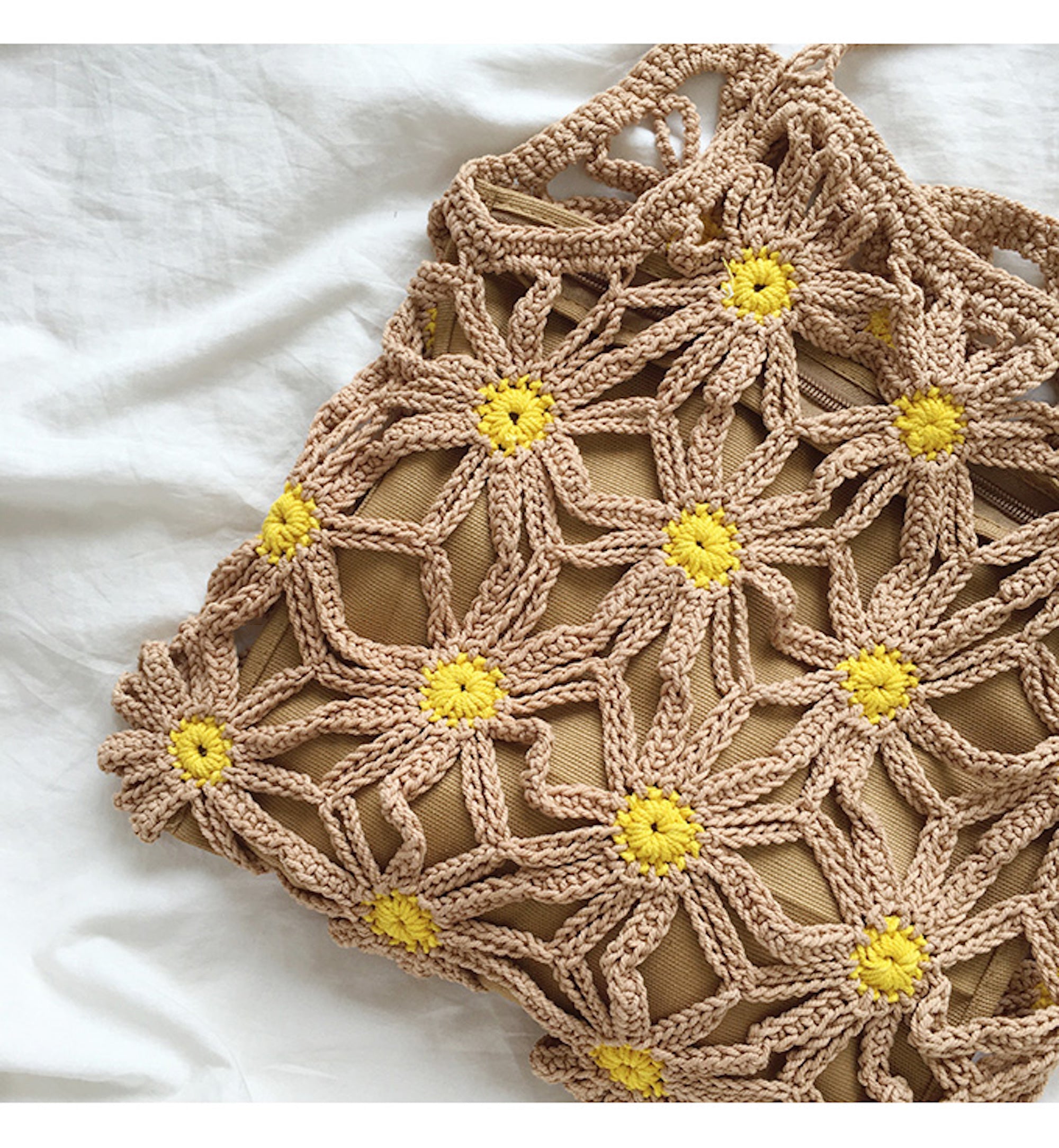 Buy Online High Quality, Unique Handmade Retro Daisy Cotton Knitted Shoulder Bag, Hand Woven, Fashion Casual Bag, Gift for Her, Women's Woven Bag - Elena Handbags