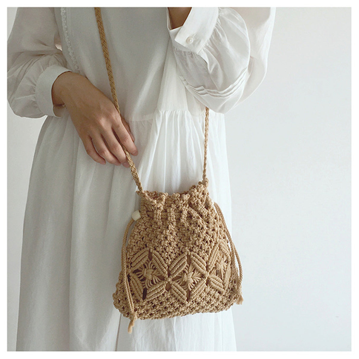 Pin by Carlotta Johanna on Outfit  Handbag essentials, Everyday bag  essentials, Purse essentials