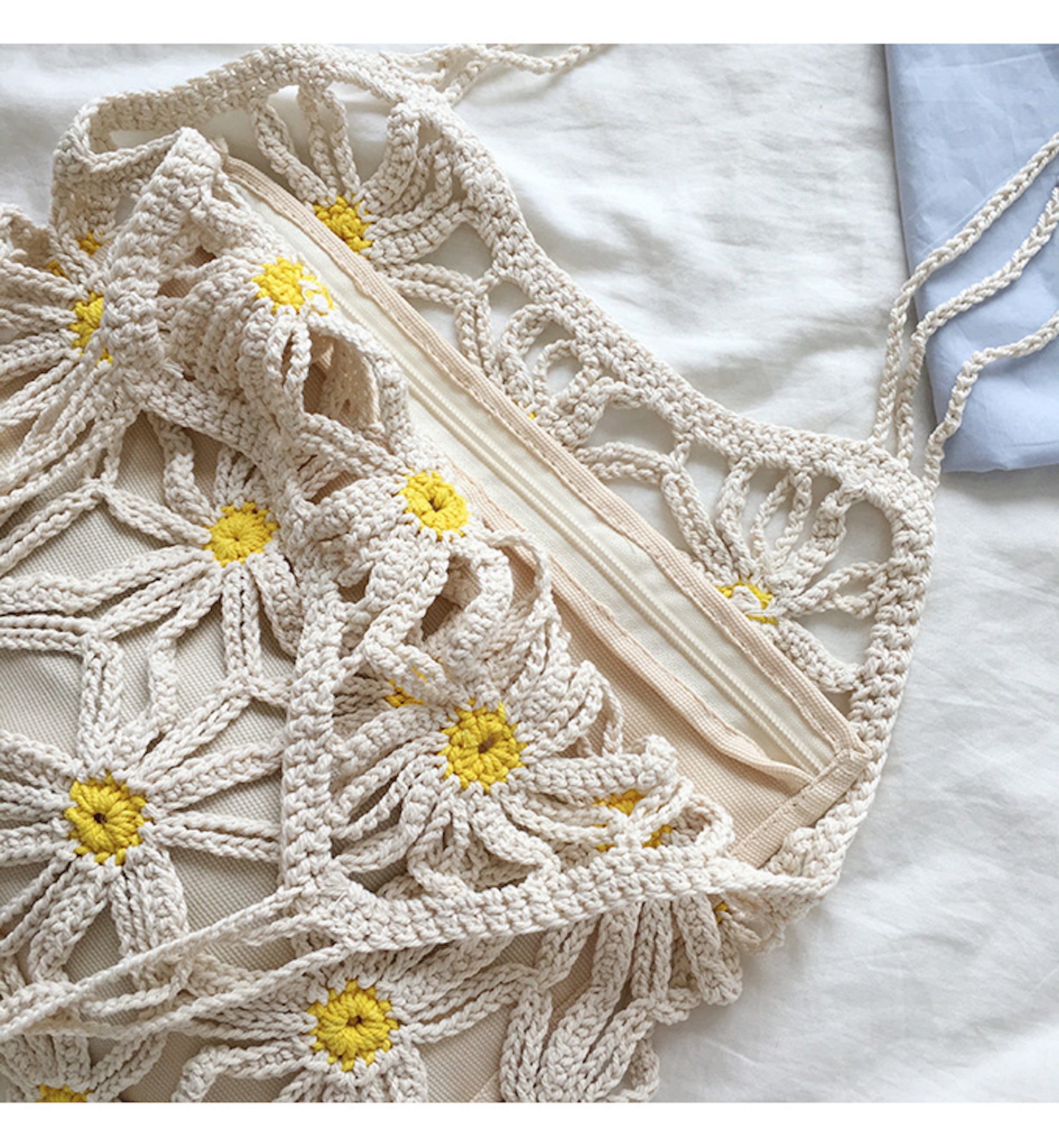 Buy Online High Quality, Unique Handmade Retro Daisy Cotton Knitted Shoulder Bag, Hand Woven, Fashion Casual Bag, Gift for Her, Women's Woven Bag - Elena Handbags