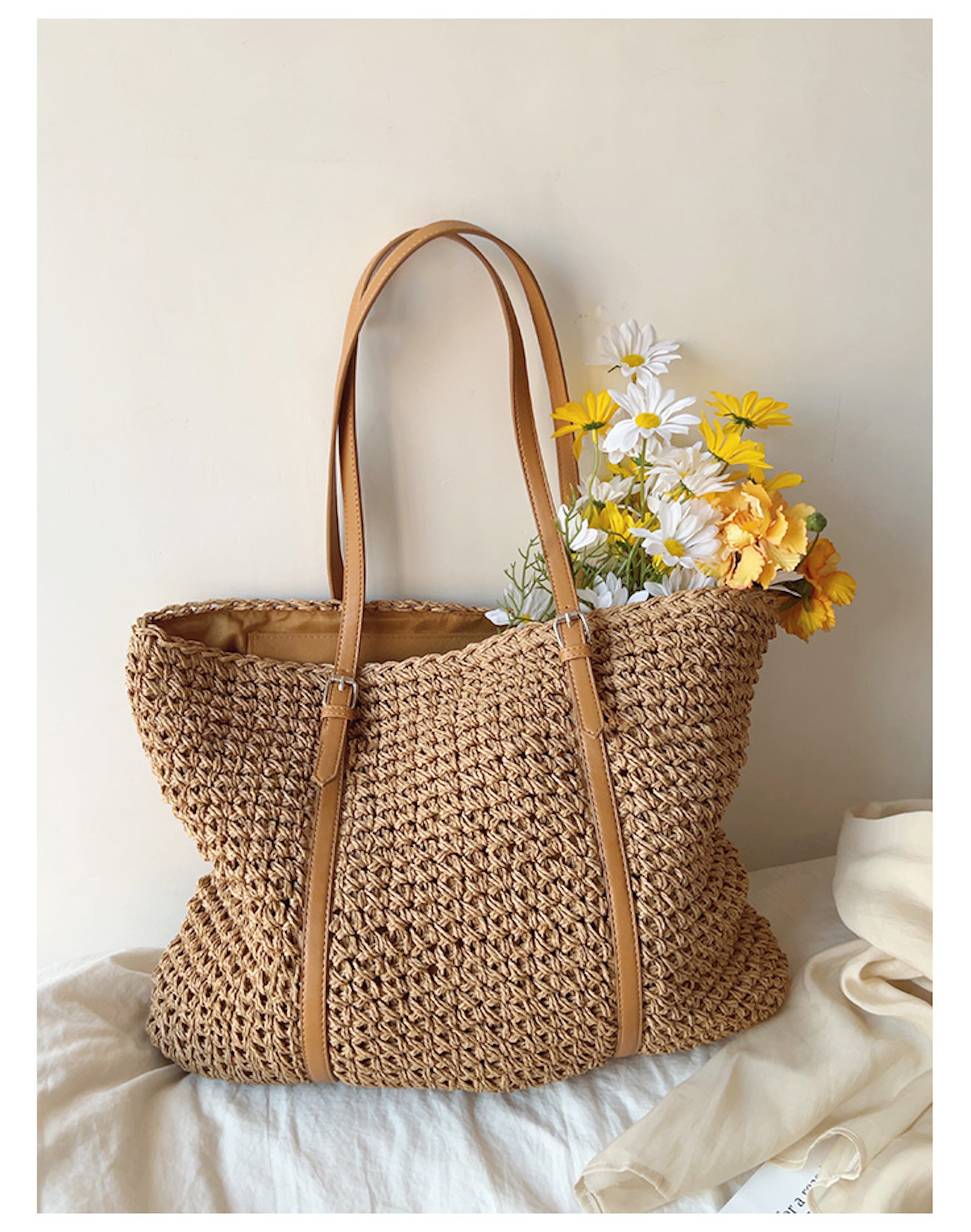 Chic Large Straw Woven Summer Bag